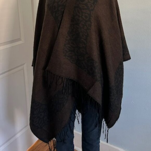 Women's Wool Blend Wrap in Brown and Black - Picture 4 of 6